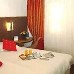 Eiffel Segur Hotel