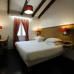 Eiffel Segur Hotel 3*