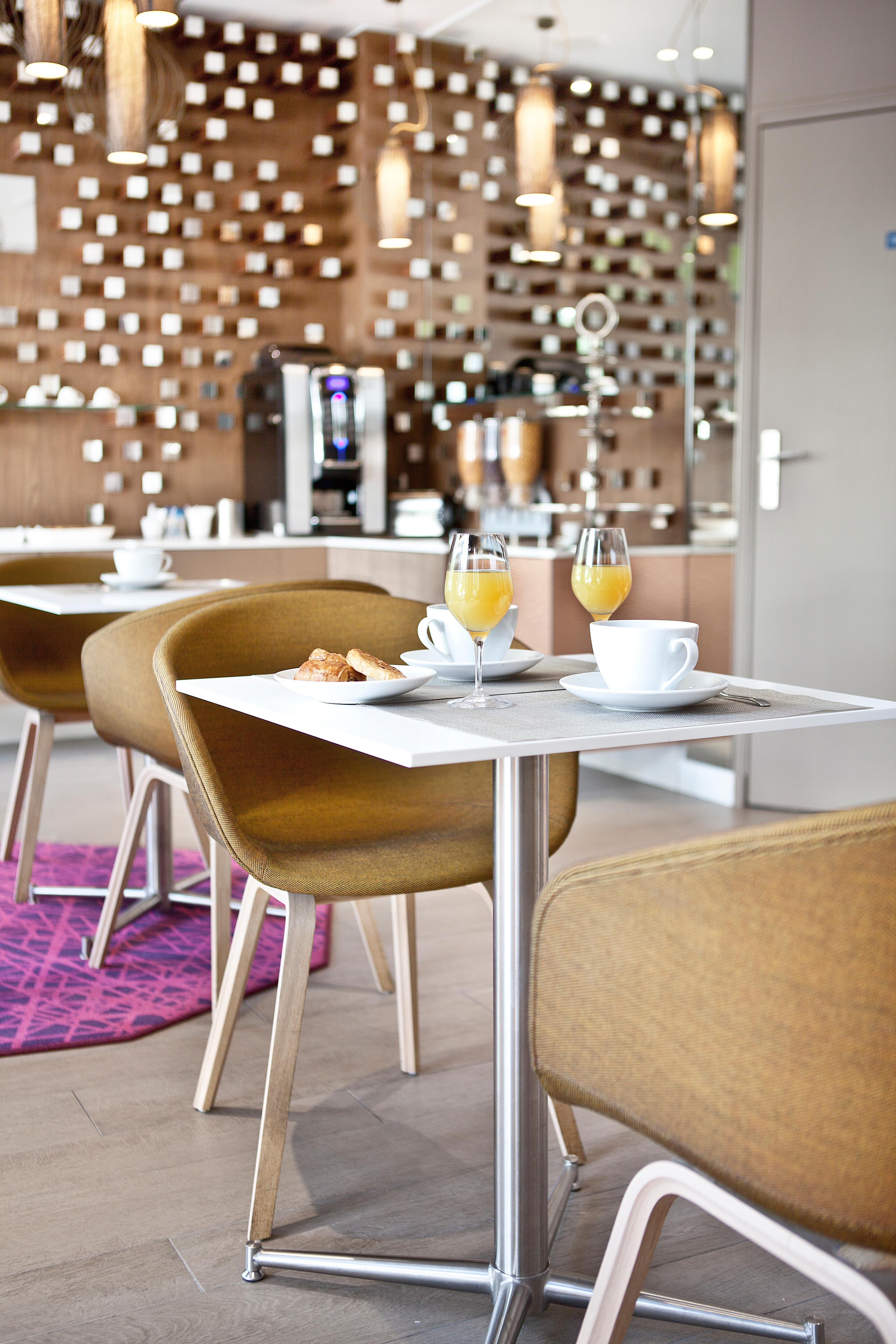 Hotel Eiffel Segur 3*