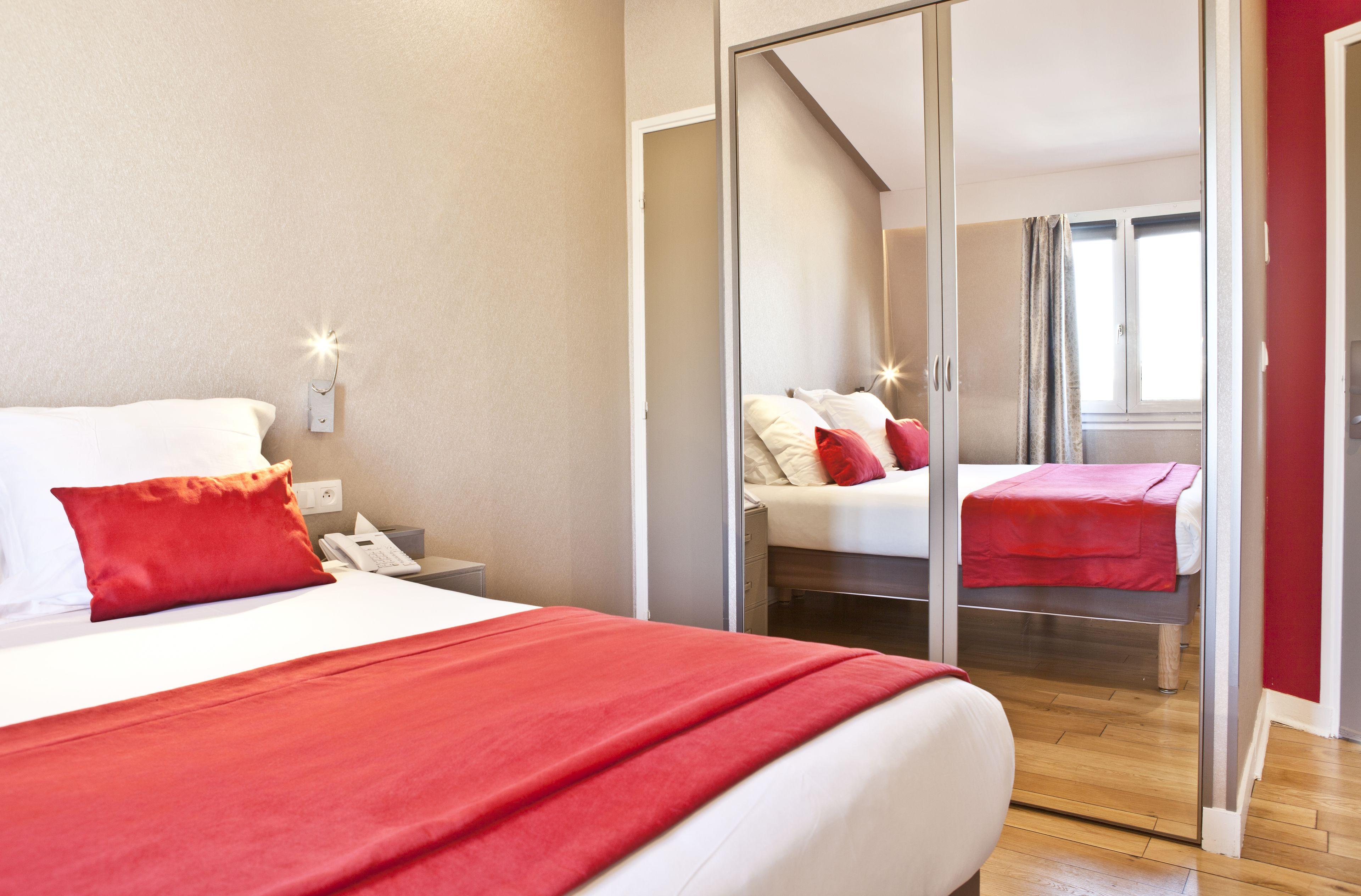 Hotel Eiffel Segur Parigi