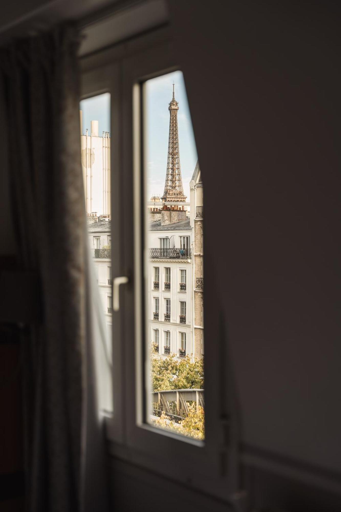 Eiffel Segur Hotel
