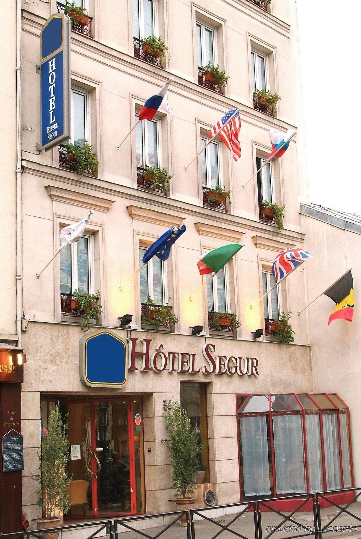 Eiffel Segur Hotel 3*
