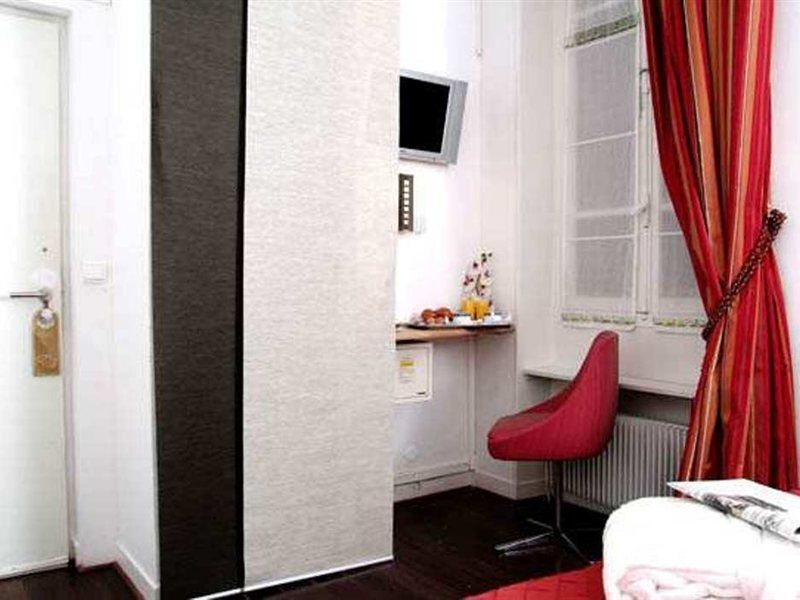 Eiffel Segur Hotel Paris